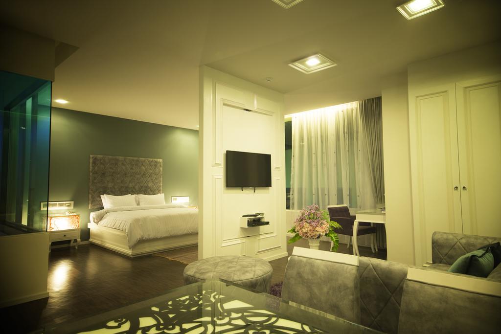 The Beverly Hills Hotel Nakhonratchasima Eksteriør bilde