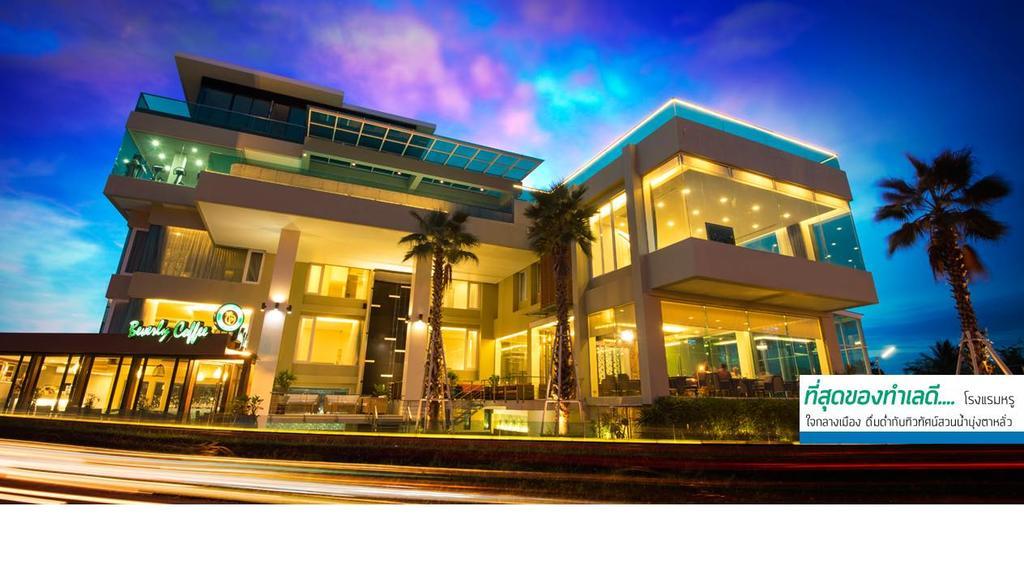 The Beverly Hills Hotel Nakhonratchasima Eksteriør bilde